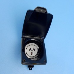 Socket Outlet 10A In Black .ol10/ B